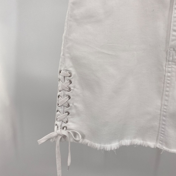 Akira white skirt size Small - Picture 7 of 10